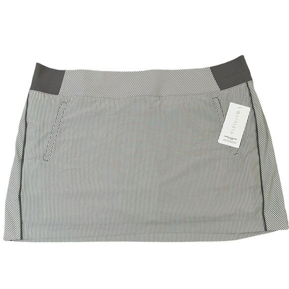 NWT Athleta Brooklyn‎ Textured 16" Skort Size 26 Gray Striped - Picture 1 of 7